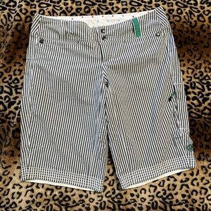 Lululemon Athletica Grey and White Striped Women's Athletic Bermudas